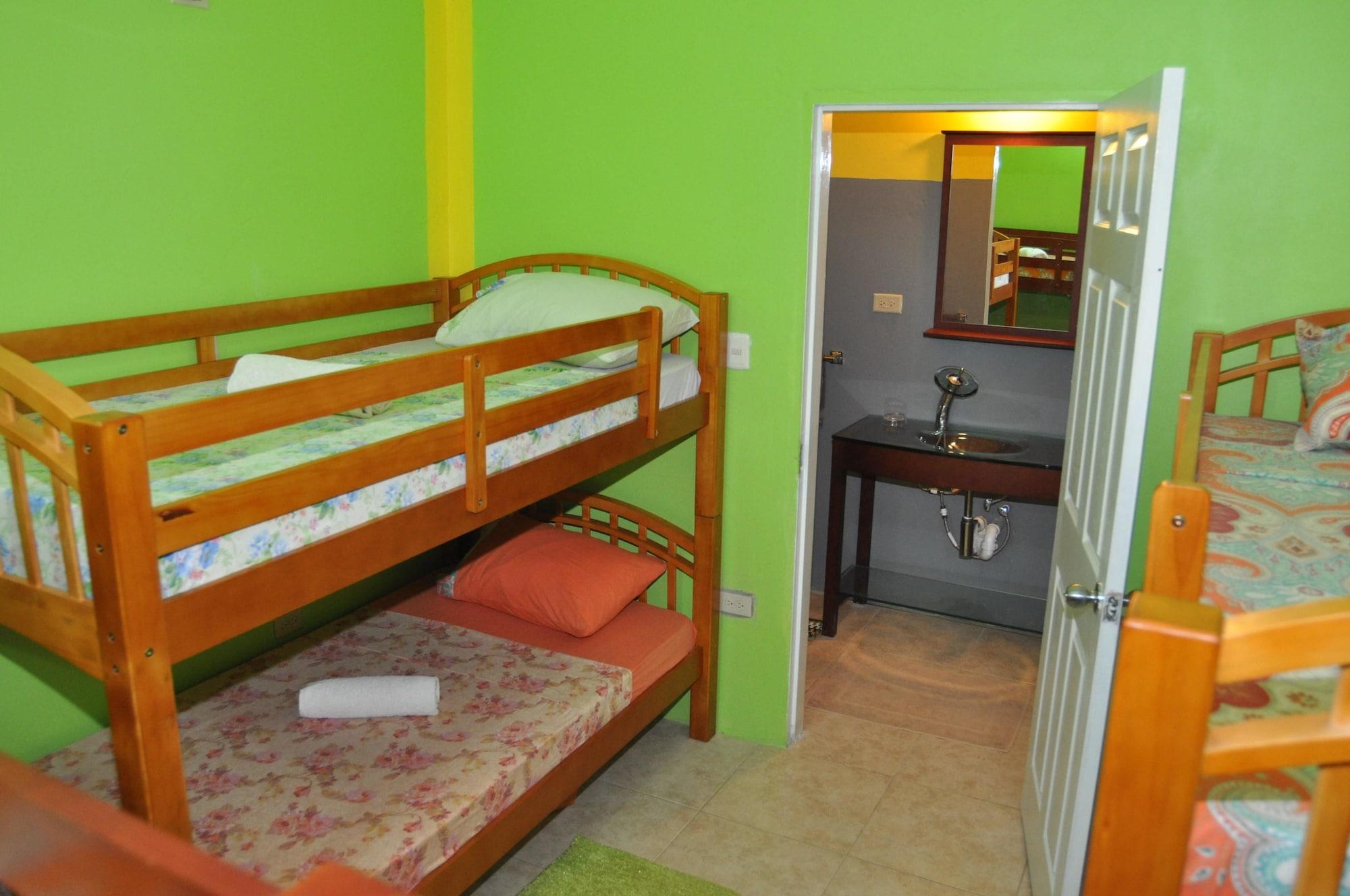 Fish Tobago Guesthouse Buccoo Екстер'єр фото