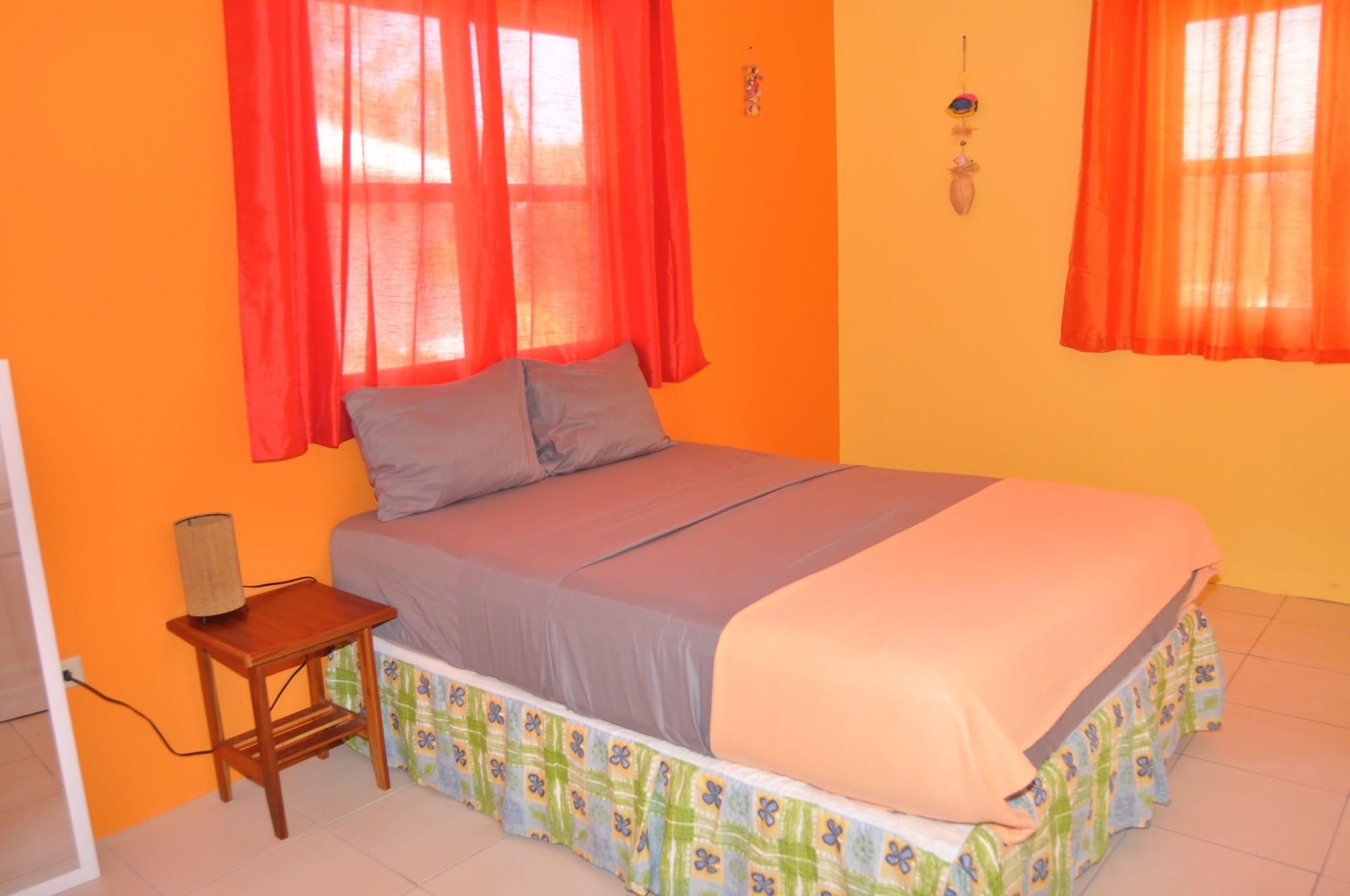 Fish Tobago Guesthouse Buccoo Екстер'єр фото